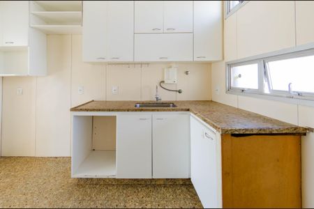 Apartamento para alugar com 191m², 3 quartos e 2 vagas Apartamento para alugar com 191m², 3 quartos e 2 vagasCozinha
