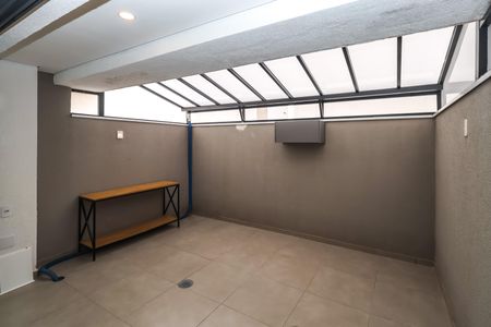 Studio para alugar com 39m², 1 quarto e sem vaga Studio para alugar com 39m², 1 quarto e sem vagaVaranda