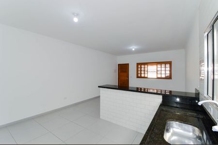 Casa para alugar com 76m², 2 quartos e 1 vaga Casa para alugar com 76m², 2 quartos e 1 vagaCozinha