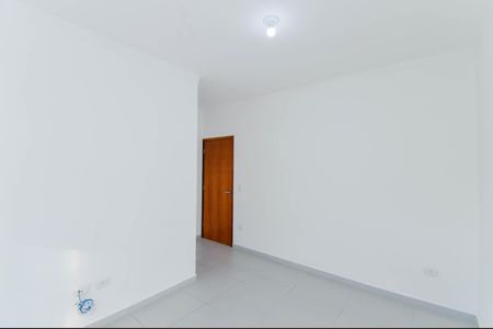 Casa para alugar com 76m², 2 quartos e 1 vaga Casa para alugar com 76m², 2 quartos e 1 vagaQuarto 2 - Suíte