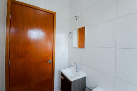 Casa para alugar com 76m², 2 quartos e 1 vaga Casa para alugar com 76m², 2 quartos e 1 vagaBanheiro da Suíte