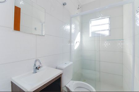 Casa para alugar com 76m², 2 quartos e 1 vaga Casa para alugar com 76m², 2 quartos e 1 vagaBanheiro da Suíte