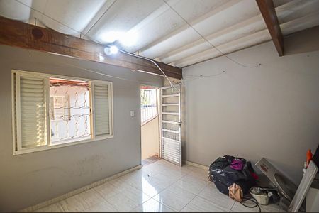Casa à venda com 162m², 4 quartos e 2 vagas Casa à venda com 162m², 4 quartos e 2 vagasQuintal