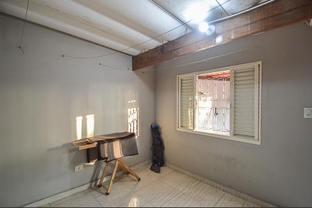 Casa à venda com 162m², 4 quartos e 2 vagas Casa à venda com 162m², 4 quartos e 2 vagasQuintal