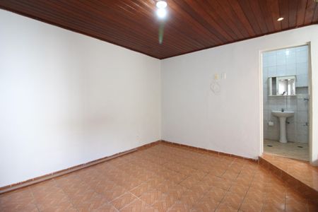 Casa para alugar com 110m², 3 quartos e 2 vagasSuíte 1