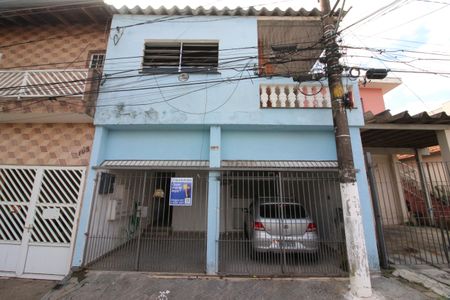 Casa para alugar com 110m², 3 quartos e 2 vagasFachada