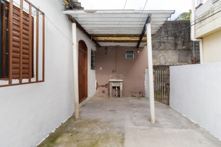 Casa para alugar com 40m², 1 quarto e sem vaga Casa para alugar com 40m², 1 quarto e sem vagaQuintal