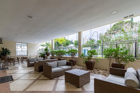 Apartamento à venda com 77m², 2 quartos e 2 vagas Apartamento à venda com 77m², 2 quartos e 2 vagasÁrea comum - Lounge externo