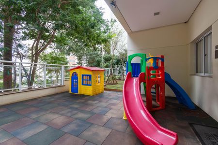 Apartamento à venda com 77m², 2 quartos e 2 vagas Apartamento à venda com 77m², 2 quartos e 2 vagasÁrea comum - Playground