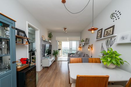 Apartamento à venda com 77m², 2 quartos e 2 vagas Apartamento à venda com 77m², 2 quartos e 2 vagasSala