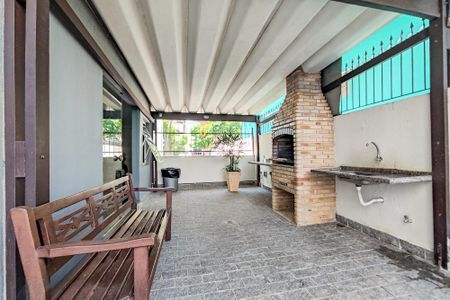 Apartamento para alugar com 65m², 2 quartos e 1 vaga Apartamento para alugar com 65m², 2 quartos e 1 vagaÁrea comum - Churrasqueira