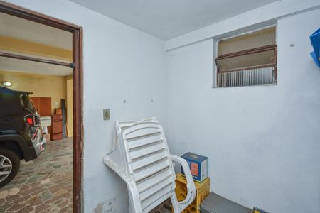 Casa à venda com 334m², 3 quartos e 4 vagasQuarto de Serviço