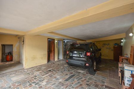 Casa à venda com 334m², 3 quartos e 4 vagasGaragem