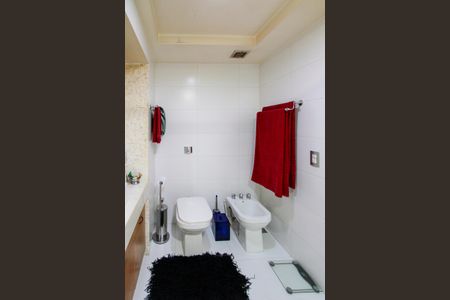 Apartamento à venda com 212m², 5 quartos e 3 vagasBanheiro Suíte