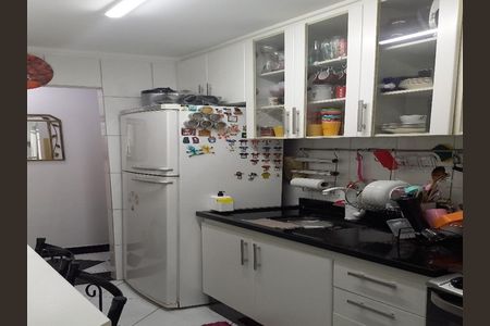 Apartamento à venda com 64m², 3 quartos e 2 vagas Apartamento à venda com 64m², 3 quartos e 2 vagasCozinha