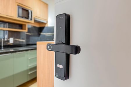 Studio à venda com 28m², 1 quarto e sem vagaFechadura Eletrônica