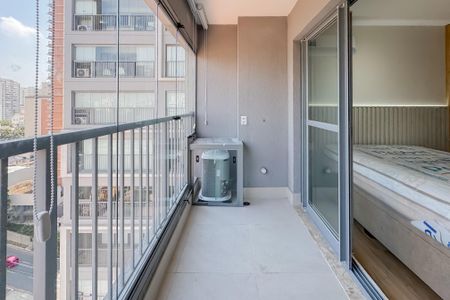 Studio à venda com 28m², 1 quarto e sem vagaVaranda