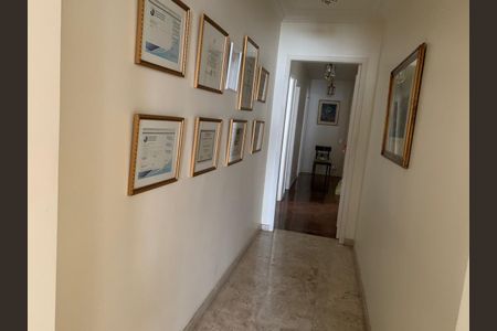 Apartamento à venda com 200m², 3 quartos e 2 vagas Apartamento à venda com 200m², 3 quartos e 2 vagasFoto 13