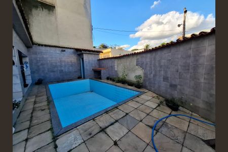 Casa para alugar com 240m², 2 quartos e 2 vagasPiscina