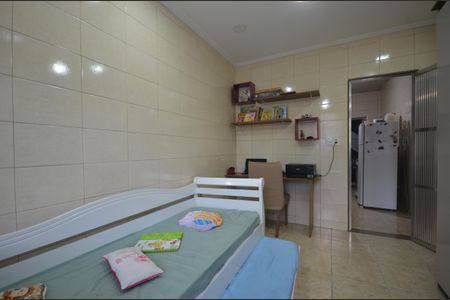 Casa para alugar com 240m², 2 quartos e 2 vagasQuarto 2