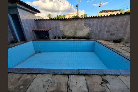 Casa para alugar com 240m², 2 quartos e 2 vagasPiscina