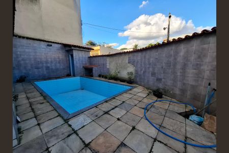 Casa para alugar com 240m², 2 quartos e 2 vagasPiscina
