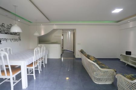 Apartamento para alugar com 147m², 3 quartos e 2 vagasSala