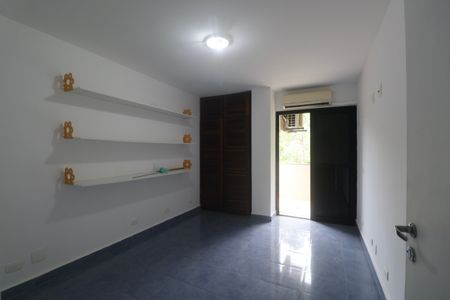 Apartamento para alugar com 147m², 3 quartos e 2 vagasQuarto