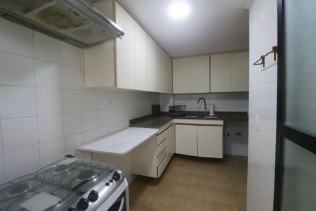 Apartamento para alugar com 147m², 3 quartos e 2 vagasCozinha