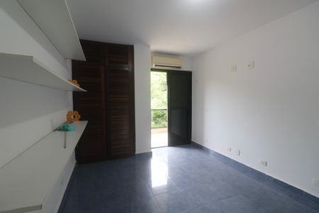 Apartamento para alugar com 147m², 3 quartos e 2 vagasQuarto