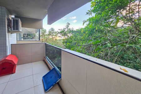 Apartamento para alugar com 147m², 3 quartos e 2 vagas Apartamento para alugar com 147m², 3 quartos e 2 vagasVaranda