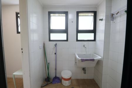 Apartamento para alugar com 147m², 3 quartos e 2 vagasÁrea de Serviço