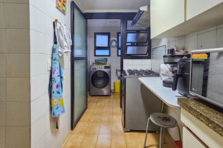 Apartamento para alugar com 147m², 3 quartos e 2 vagas Apartamento para alugar com 147m², 3 quartos e 2 vagasCozinha