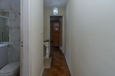 Casa à venda com 114m², 3 quartos e 2 vagascorredor para os cômodos_2