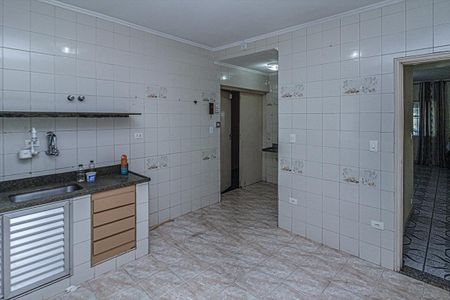 Casa à venda com 114m², 3 quartos e 2 vagascozinha_3