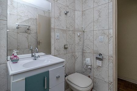 Casa à venda com 114m², 3 quartos e 2 vagasbanheiro social_3