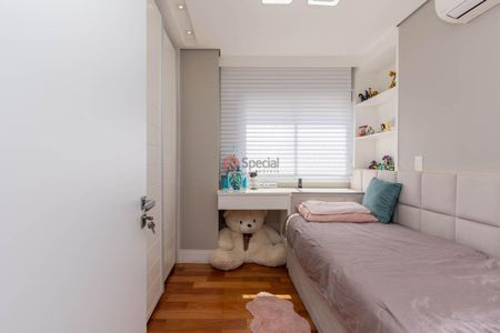 Apartamento à venda com 240m², 4 quartos e 4 vagas