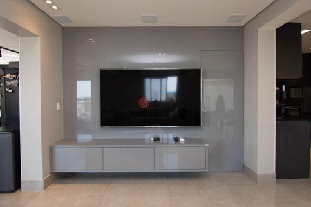 Apartamento à venda com 240m², 4 quartos e 4 vagas