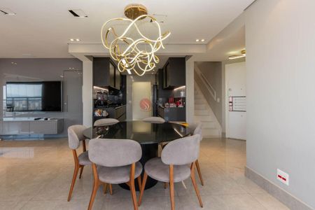 Apartamento à venda com 240m², 4 quartos e 4 vagas