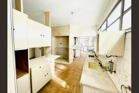 Apartamento à venda com 300m², 4 quartos e 3 vagas