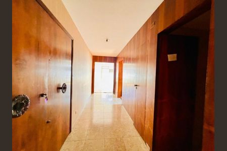 Apartamento à venda com 300m², 4 quartos e 3 vagas