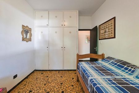 Casa para alugar com 336m², 4 quartos e 6 vagasQuarto 2