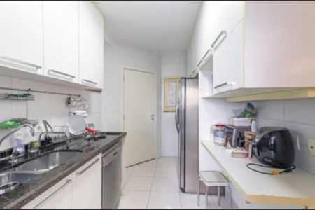 Apartamento à venda com 156m², 4 quartos e 3 vagas Apartamento à venda com 156m², 4 quartos e 3 vagasFoto 19