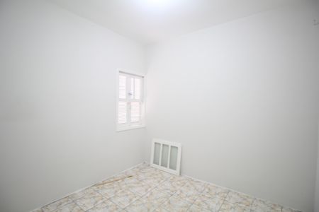 Casa à venda com 70m², 2 quartos e 2 vagasQuarto 2