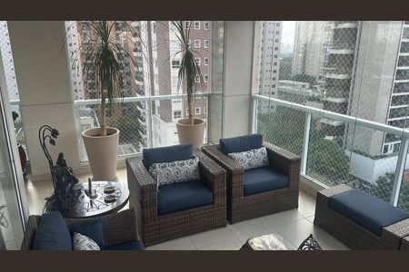 Apartamento à venda com 310m², 4 quartos e 4 vagasFoto 07