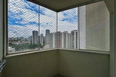 Apartamento à venda com 68m², 2 quartos e 1 vagaFoto 04