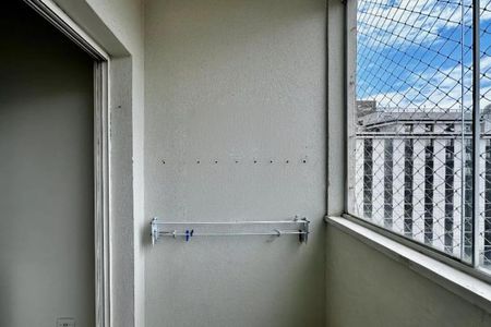Apartamento à venda com 68m², 2 quartos e 1 vagaFoto 09