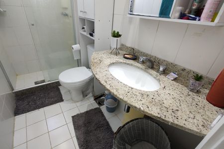 Apartamento à venda com 114m², 4 quartos e 2 vagas Apartamento à venda com 114m², 4 quartos e 2 vagasBanheiro da Suíte 2