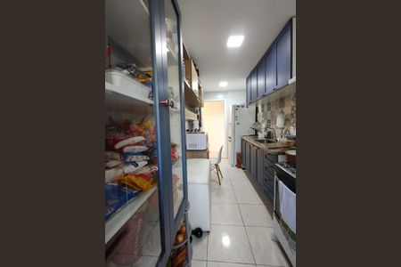 Apartamento à venda com 114m², 4 quartos e 2 vagasCozinha - Armários