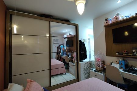 Apartamento à venda com 114m², 4 quartos e 2 vagas Apartamento à venda com 114m², 4 quartos e 2 vagasSuíte 3